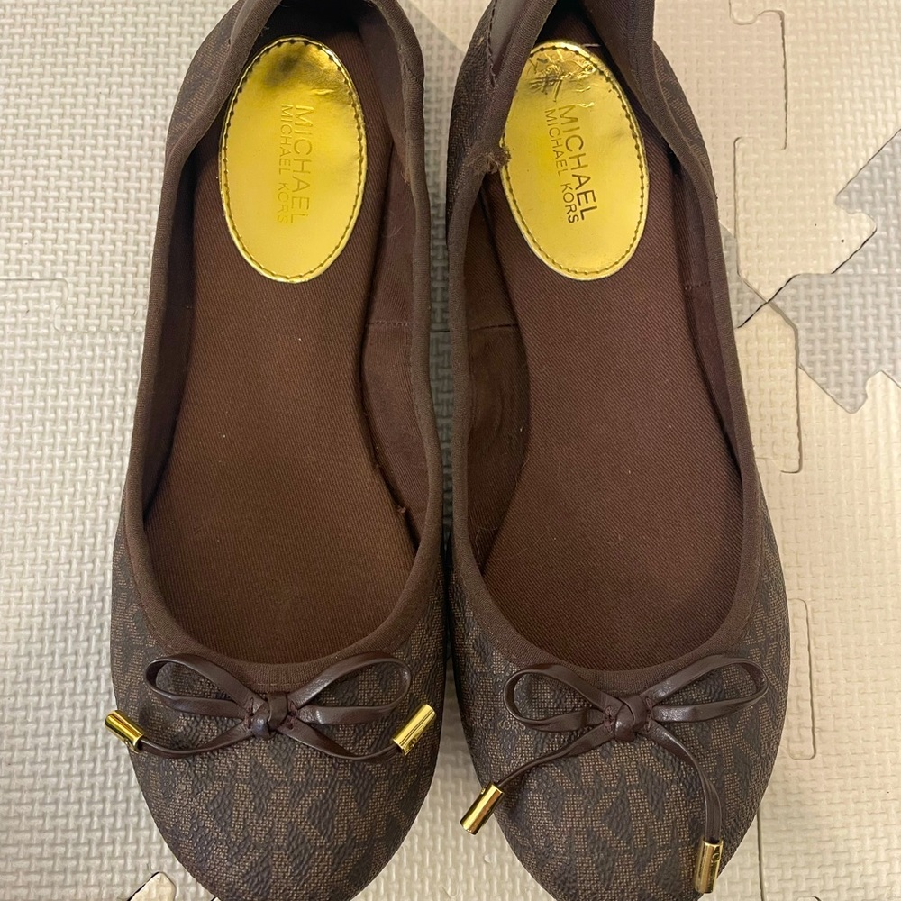 Michael Kors Flats